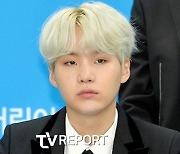 BTS 슈가, 논란 된 CCTV는 거짓...아파트 정문 앞에서 넘어진거 맞다