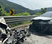 춘천 국도 옹벽 들이받은 스파크, 카니발과 다시 충돌…6명 사상