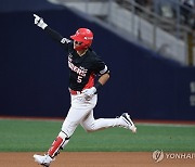 KIA, 키움에 12-1 대승! 김도영, 만 20세에 최연소 '30-30' 달성의 영광