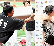 김도영,'양현종에게 받는 30-30 축하 물폭탄' [사진]