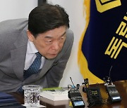 “물러설 이유 전혀 없다”… 사퇴 압박에도 버티는 김형석 독립기념관장