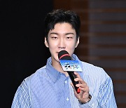 이승훈 '제작발표회 MC로 변신'