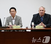 대구에서 열린 '지역의료, 필수의료 살리기 위한 간담회'