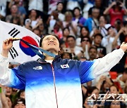 '협회 나와라' 안세영의 간절한 호소, 선수생명까지 걸었다 "협회 관계자들, 더 이상 외면하지 마시라"