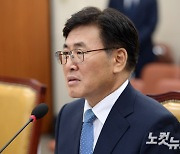 유상임 신임 과기부 장관 "AI G3 시대 열겠다"