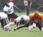 Vikings Browns Camp Football