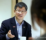 복지차관 "전세대 국민연금 혜택 누리려면 지속가능성 고민해야"