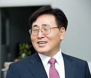 유상임 과기장관, 첫 공식 일정으로 사이버 보안 현장 방문