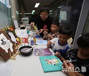 강릉문화유산야행 반려동물 초상화 체험 '엄지척'