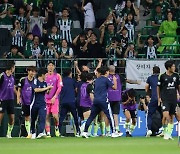 '권창훈 결승골' 전북, 포항에 2-1 극장승…2연패 탈출