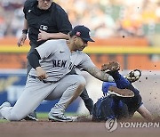 Yankees Tigers Baseball