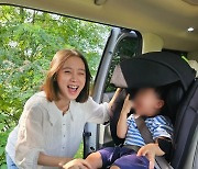 우혜림, 붕어빵 子과 해맑은 미소…둘째 임신에도 열혈 육아