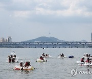 폭염 잊은 한강 경주