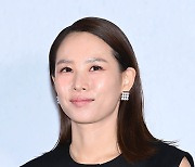 "애 낳으니 벌레 안 무서워" 조윤희, 파격적인 8년만 스크린 컴백 (늘봄가든)[종합]