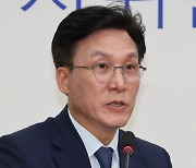 김민석 "한동훈, 채해병특검법에 갑자기 토달아…시간끌기용"