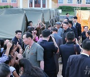 우주서도 보이는 北수재민 현실…"축구장 3개 면적 텐트촌 발견"