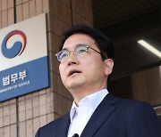 해리스와 소로스의 ‘검찰개혁 운동’…선거로 뽑힌 검사는 다를까