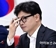 민주 "한동훈, '대표회담' 이벤트로 생각하나…불쾌하다"