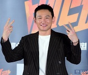 [포토] 황정민, '베테랑2'도 기대하세요