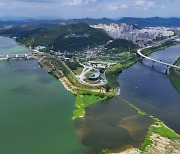 ‘녹조 비상사태’에 환경부 “진정 국면 아니지만 수돗물은 문제없다”