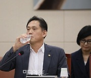 국회 입법조사처 "김태규, 국회 과방위원 맞고소 불가능"