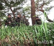 '인질 구조훈련하는 군인들'