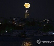 SCI-Supermoon-Turkey