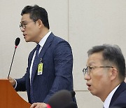 우종수 국수본부장 답변 반박하는 백해룡 경정