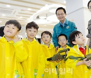 [포토] 영등포구 군장비 전시회 및 비상식량 시식회