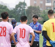 평가전 시리즈 앞둔 김상식 베트남 감독, 첫 판부터 유럽 강호 러시아와 대결