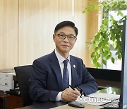 [ET단상]기초연구 R&D, 예산 확대와 제도개선 병행해야