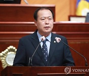 경찰, 뇌물수수 의혹 관련 김영일 군산시의원 압수수색