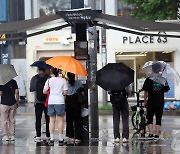 '처서 매직' 없다…한낮 35도 '찜통더위' 지속, 곳곳 소나기(종합)