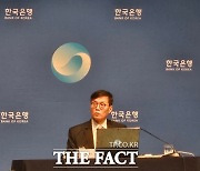 이창용 "물가는 금리인하 여건 조성…부동산 상승심리 자극 안 돼"[일문일답]