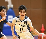 [KCC 비시즌 연습경기] U18 대표팀 장혁준 '깔끔한 돌파 시도'