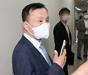 ‘백현동 수사 무마’ 임정혁 변호사…1심서 징역형 집유