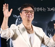 남진 "세계적으로 사랑받는 K팝, 후배들 자랑스러워" [N현장]