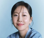 '크로스' 염정아, "사격 액션, 낑낑대며 열심히 노력했어요"[인터뷰]