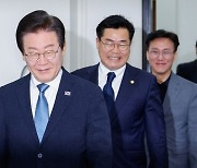 野 김민석 “민주당의 ‘집권 준비’는 당연한 의무… 尹 정권은 국정운영 능력 상실”