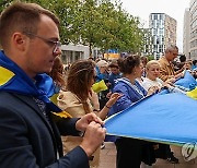 BELGIUM UKRAINE NATIONAL FLAG DAY