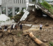 태국 푸껫에서 폭우로 산사태 발생, 관광객 등 최소 10명 사망