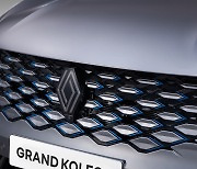 Renault Grand Koleos boasts extensive safety features