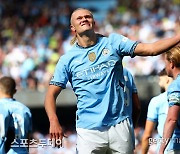 '3연속 득점왕 정조준' 홀란드, 올 시즌 EPL 첫 해트트릭…맨시티서 통산 10번째