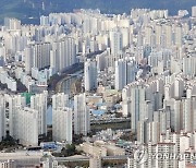 노인과 바다, 아파트…부산, 9월에 '1등 찍는다'