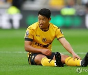 '황희찬 슈팅 제로' 울버햄프턴, 첼시에 2-6 대패…EPL 개막 2연패