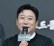 "연예대상 한 자리 목표"…이수근, '메소드 클럽'으로 정통 코미디 복귀 [종합]