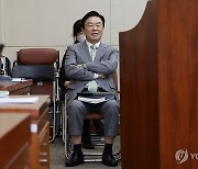 여야, 독립기념관장 역사관 공방…"불필요 논란" "당장 사퇴"