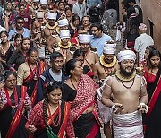 NEPAL TRADITION HINDU FESTIVAL