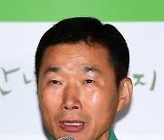 강철원, 모친상 중 푸바오 송환 동행 "형님, 국가대표가 비보에 경기 중단할 거냐고"('안녕 할부지')