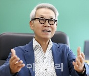 "이번에 개혁 못하면 무너진다" 이근면, 국민연금 개혁 절박한 상황[만났습니다]①